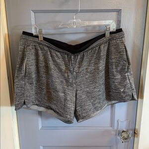 Old Navy Active Heathered Gray Shorts